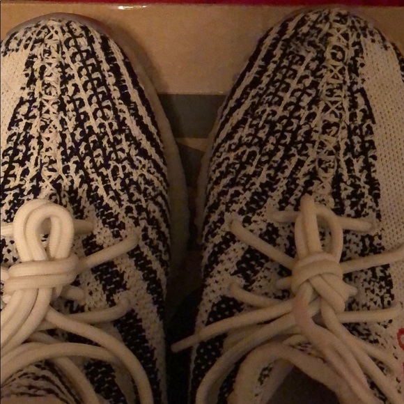 Adidas Yeezy - Picture 10 of 10